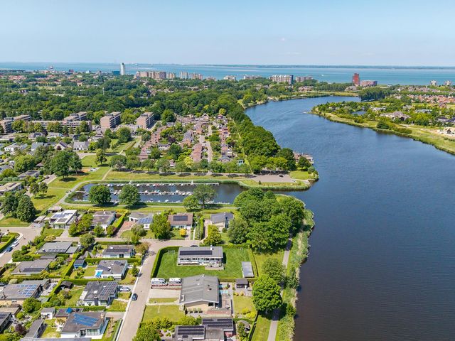 Langs de Kreek 8, Terneuzen