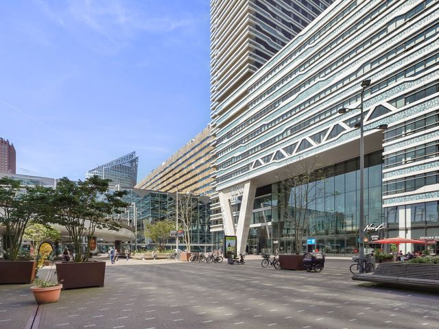 Anna van Buerenplein 235, Den Haag