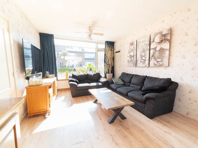 Kluutstraat 14, Hellevoetsluis