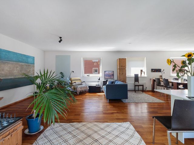 KNSM-laan 653, Amsterdam