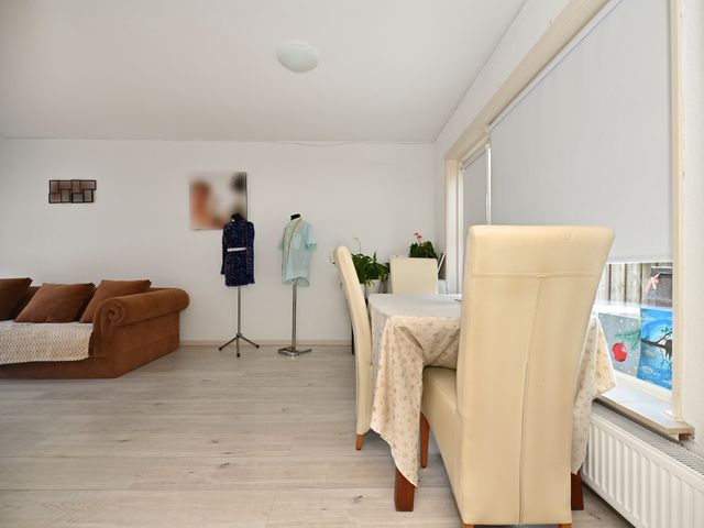 Prunuslaan 26, Roosendaal