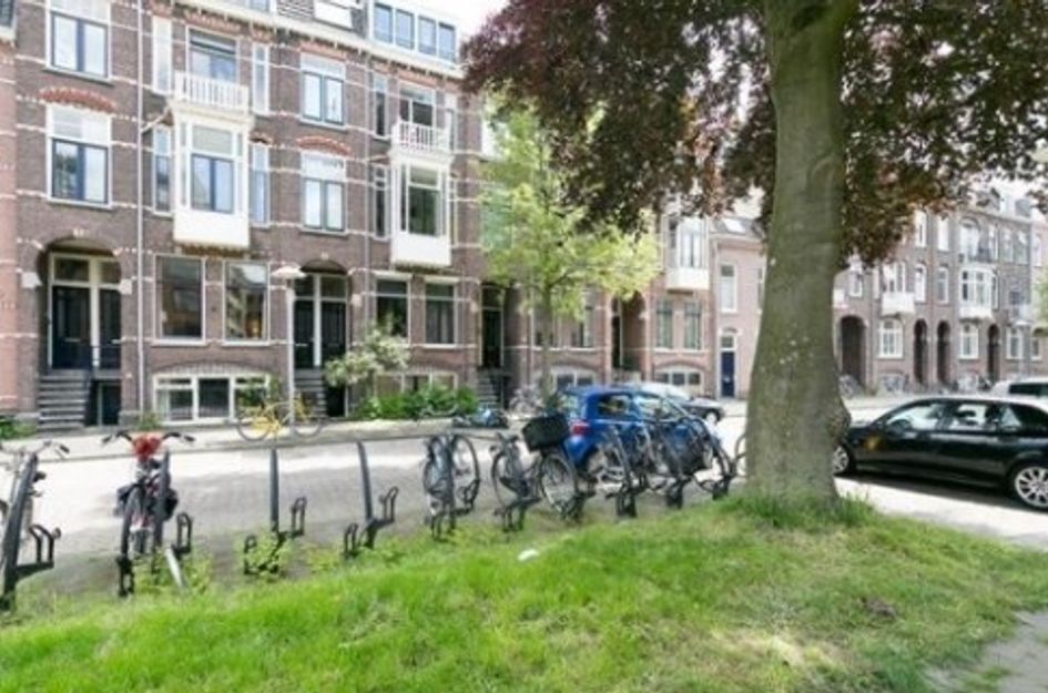 Justus van Effenstraat 