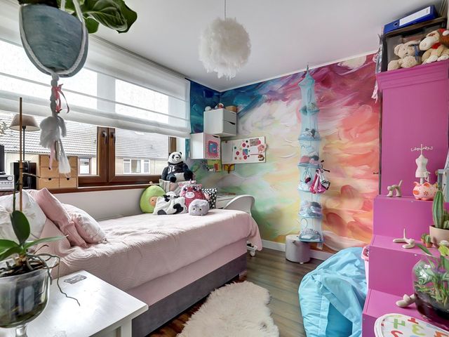 Troelstrastraat 29, Strijen