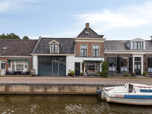 Oosterdiepswal 7, Kollum