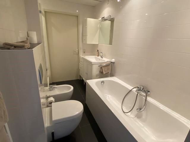Omval 64, Amsterdam