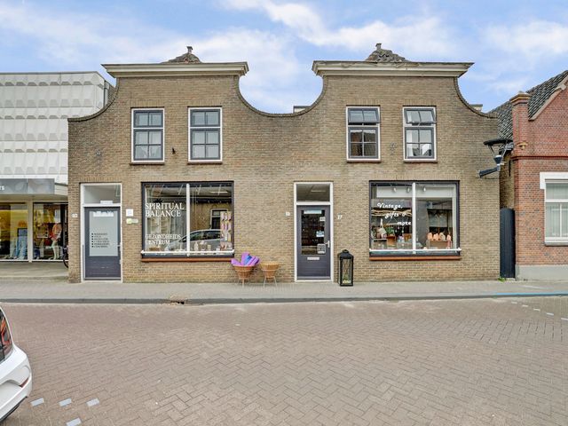 Boompjesstraat 27, Strijen