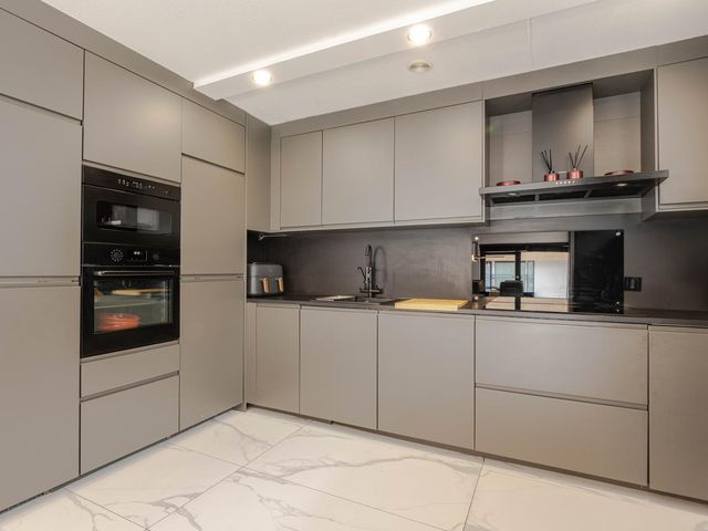 Adriaan Kooningsstraat 63, Rotterdam