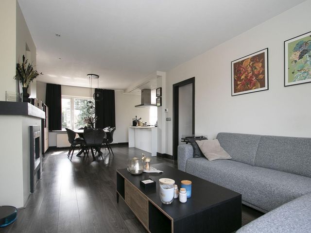 Dries 85, Weert