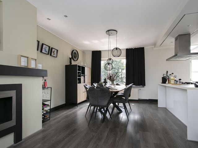 Dries 85, Weert