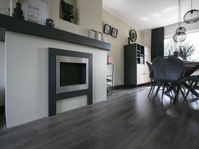 Dries 85, Weert