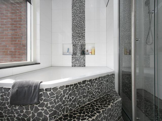 Dries 85, Weert