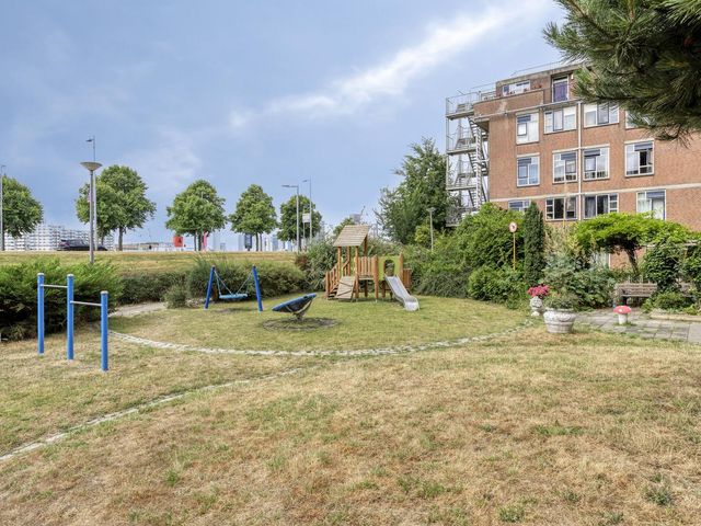 Oostmaaslaan 355, Rotterdam