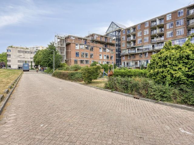 Oostmaaslaan 355, Rotterdam