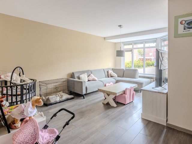 Vlotgras 11, Spijkenisse