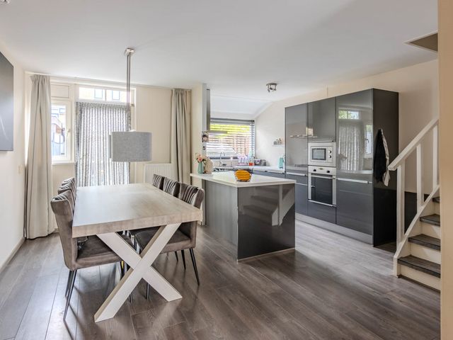 Vlotgras 11, Spijkenisse