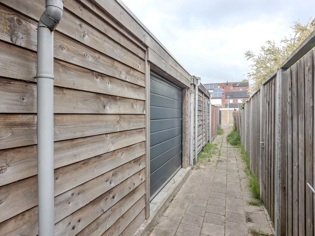 Vlotgras 11, Spijkenisse