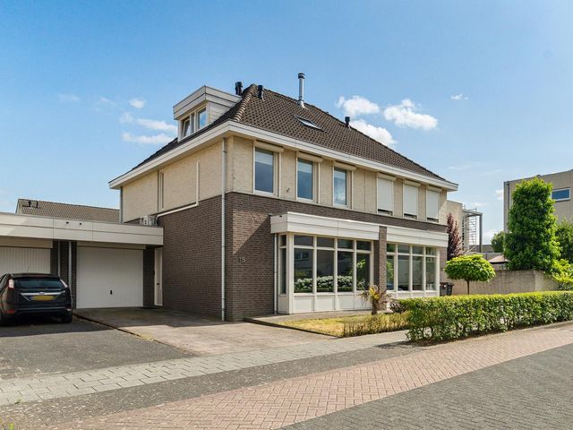 Ploegbaas 15, Brunssum