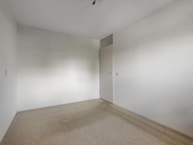 Serenadelaan 81, Barendrecht