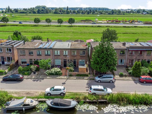 Vrouwenweg 25, Leiden
