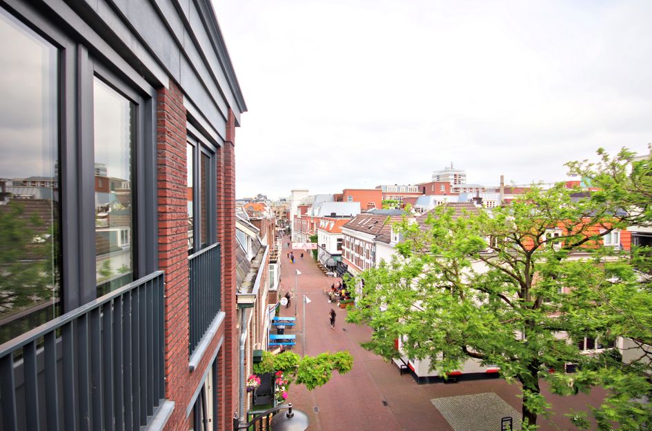 Beekstraat 77 32