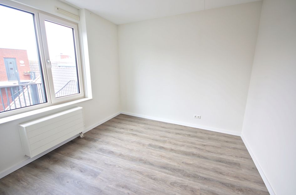 Beekstraat 77 32