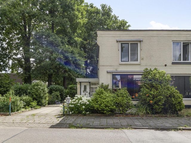 Windmolenweg 76, Enschede