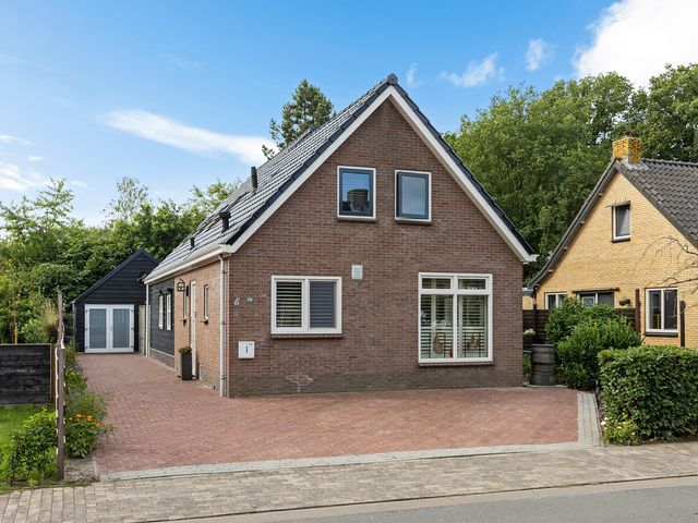 Hoofdweg 238, Nijeholtpade