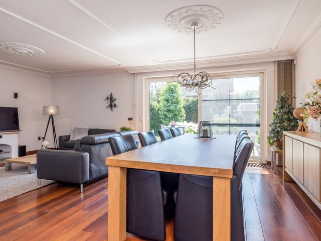 Oude Baan 39, Buchten