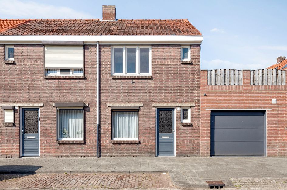 Oeverstraat 57