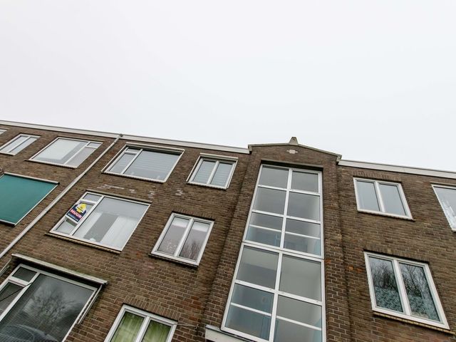 Hendrick Avercamplaan 30, Vlissingen