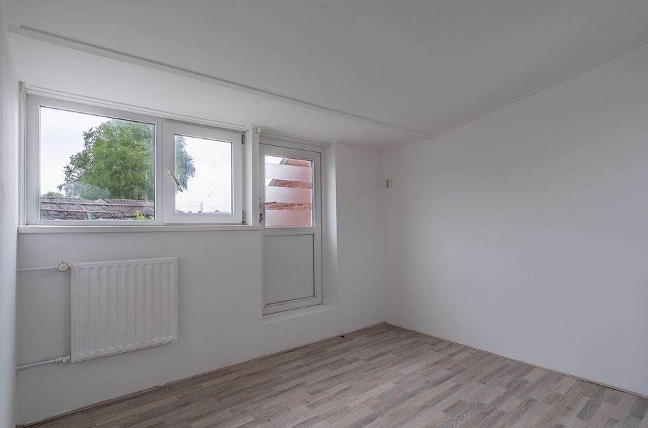 Dorpsstraat 56