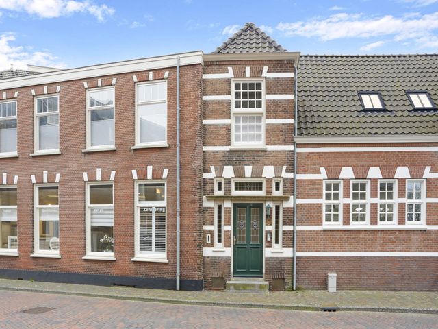 van Limburg Stirumstraat 9, Noordwijk