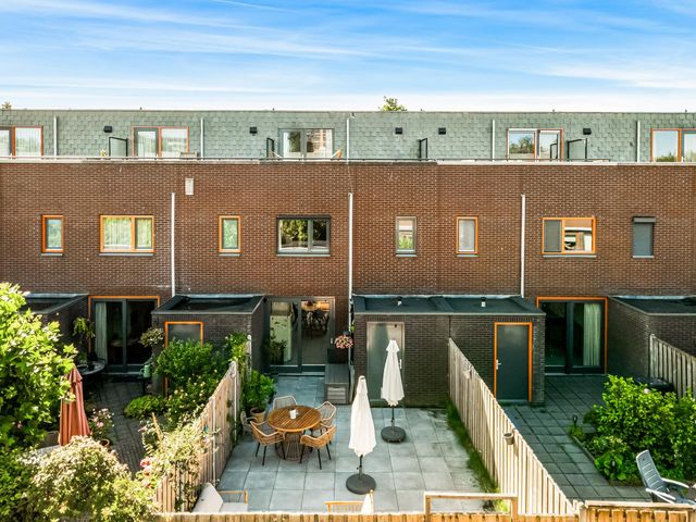 Rozenkwartsstraat 13, Leiden