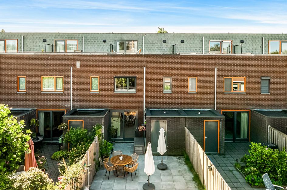 Rozenkwartsstraat 13