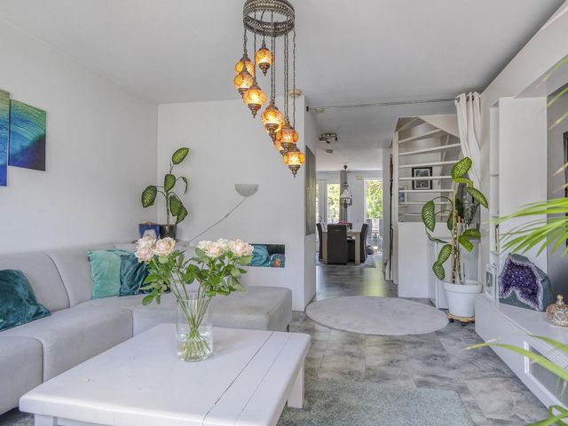 Arubapier 35, Almere