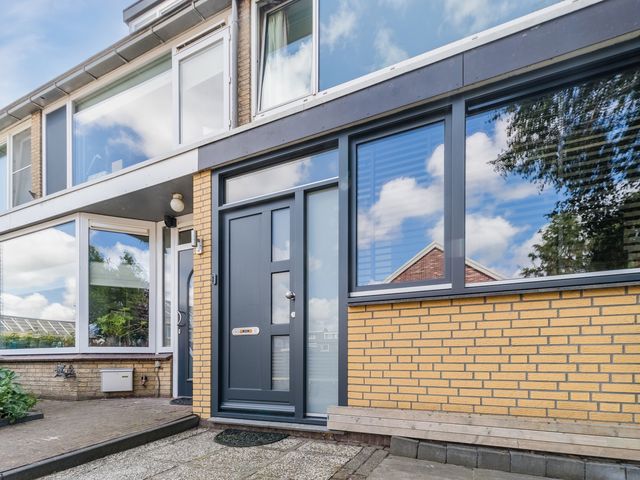 Drechtlaan 60, Leimuiden