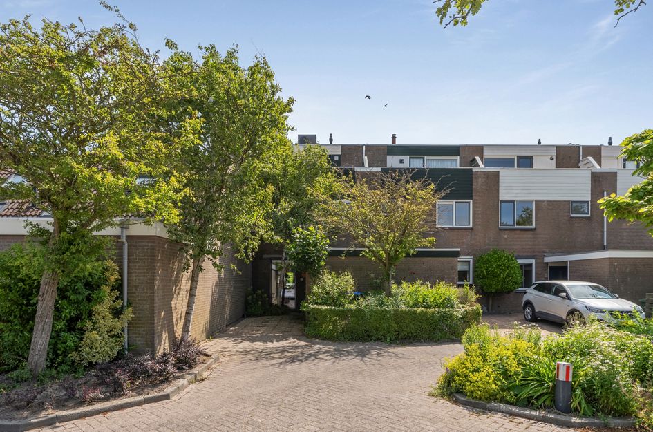 Karveelstraat 35