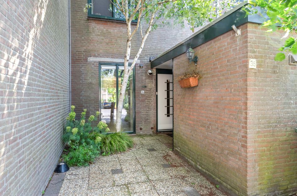 Karveelstraat 35