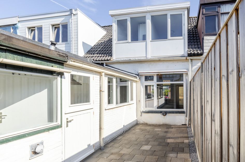 Cornelis Evertsenstraat 8