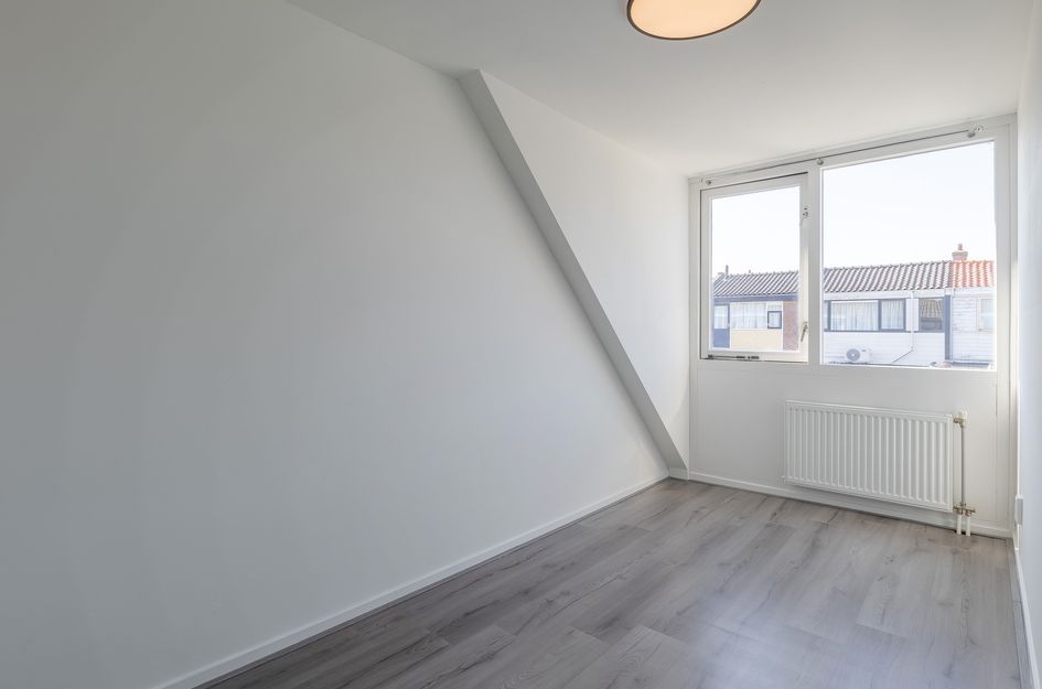 Cornelis Evertsenstraat 8