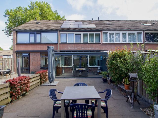 Haydnplantsoen 51, Bunschoten-Spakenburg