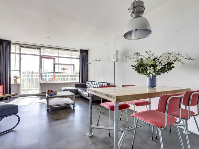 Octant 71, Dordrecht