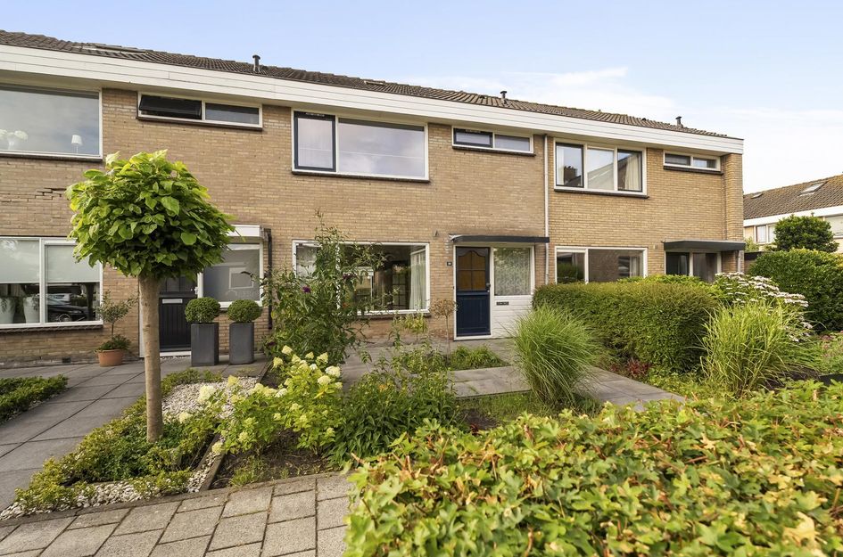 Doornenhof 19