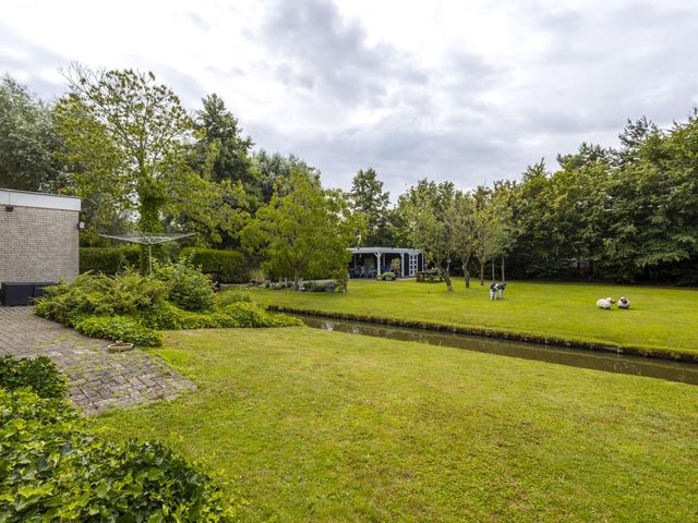 Roerdompstraat 27, Schelluinen