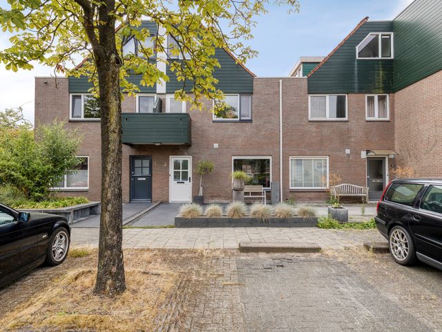 Waterzwaluw 3, Veenendaal