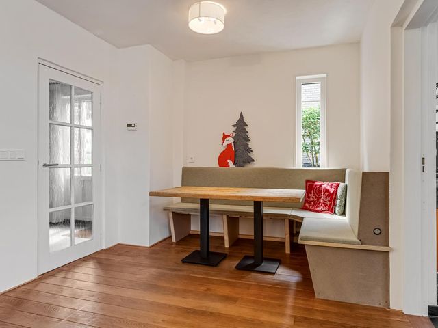 Burgemeester van Lyndenpark 35, Valburg