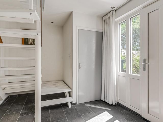 Burgemeester van Lyndenpark 35, Valburg