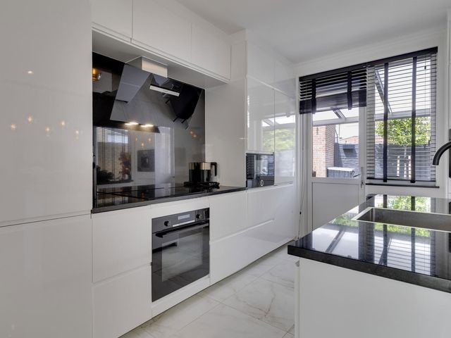 Bachstraat 20, Geleen