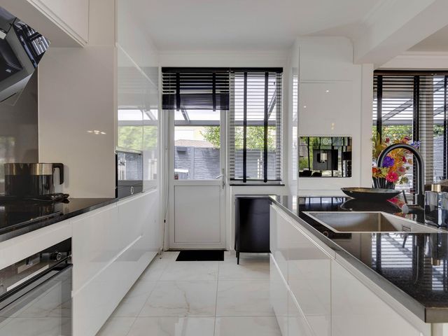 Bachstraat 20, Geleen