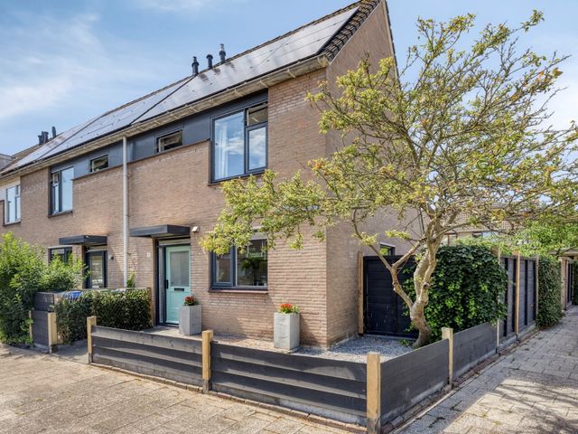 Starduststraat 1, Hoek van Holland